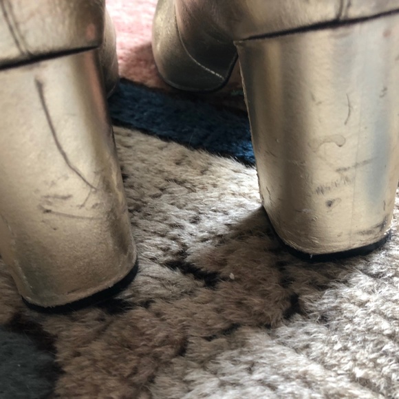 COPY - GOLDEN GOOSE DELUXE BRAND 'Anna' ankle boots // 38 - Picture 7 of 7